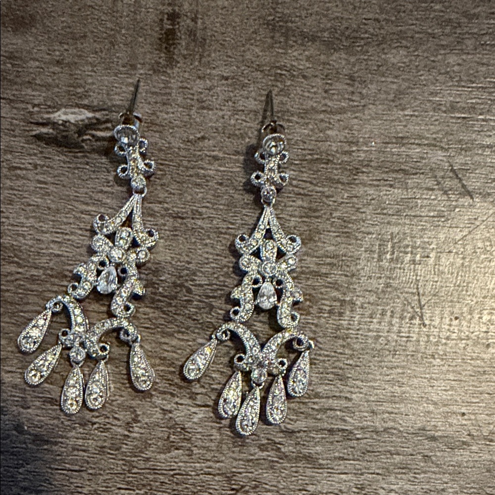 Elegant Silver Dangle Earrings